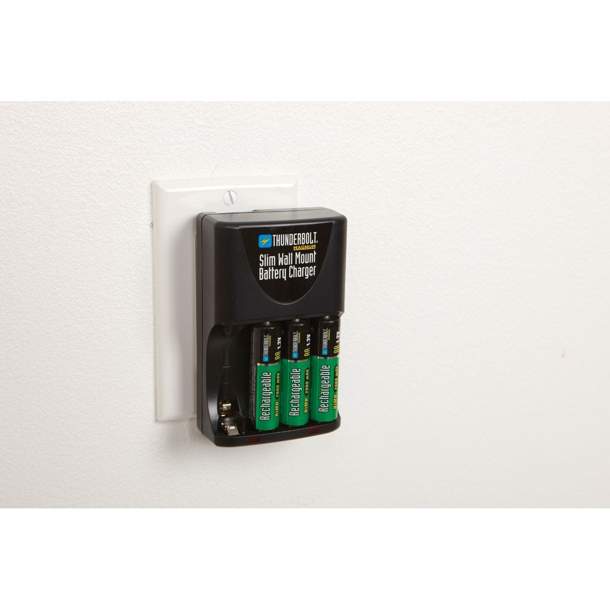 Cargador de baterías de pared delgado para 4 pilas NiMH | 62154